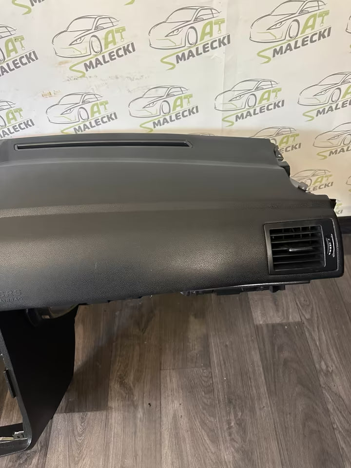 Armaturenbrett für Mercedes-Benz B-Klasse W245 BJ 2008 Grau