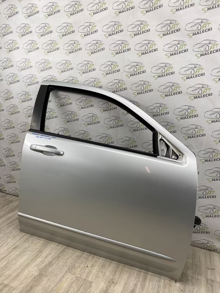 Türe Tür Vorne Rechts Dodge Avenger Farbe PS2 Bright Silver