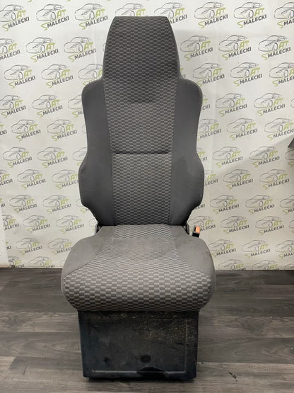 Passenger seat right Man TGL 8.180 model