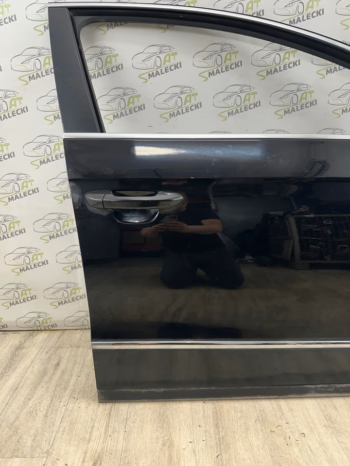 Türe Tür Vorne Rechts Vw Passat 3C B6 Modell Farbe LC9Z Schwarz