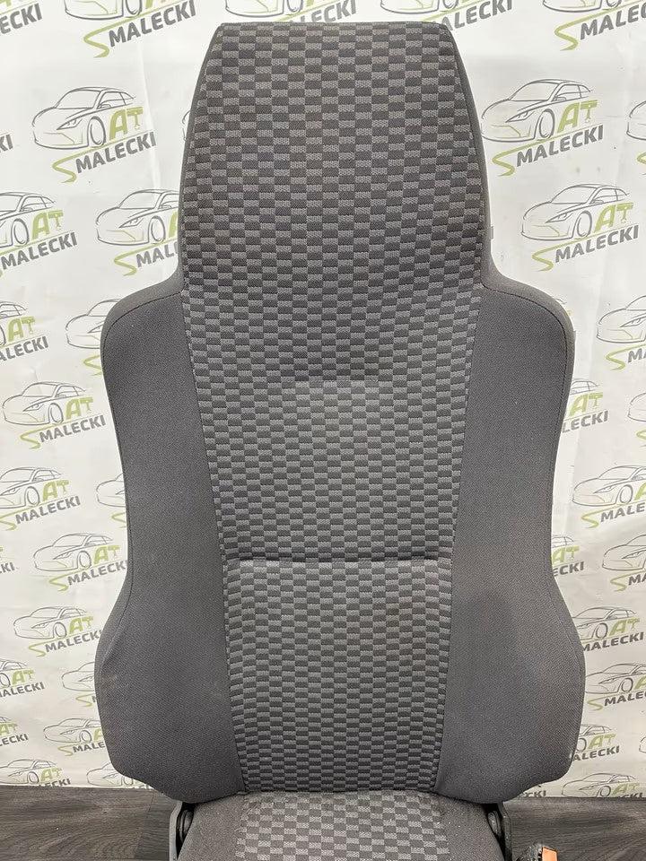 Passenger seat right Man TGL 8.180 model