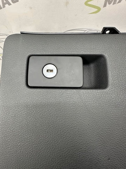 3C1857097BC Handschuhfach Ablagefach Vw Passat 3C B6 04–10Bj