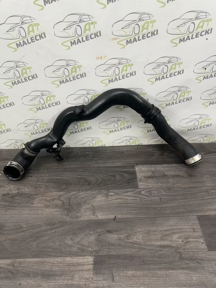 1K0145770AK Ladeluftkühlerschlauch VW Passat Golf Tiguan