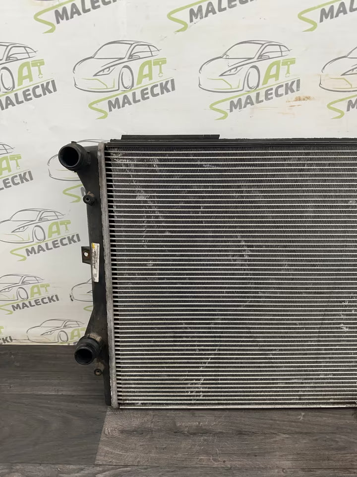 1K0121251C Kühler Wasserkühler Vw Golf Vw Touran Benziner 1,4 1,6