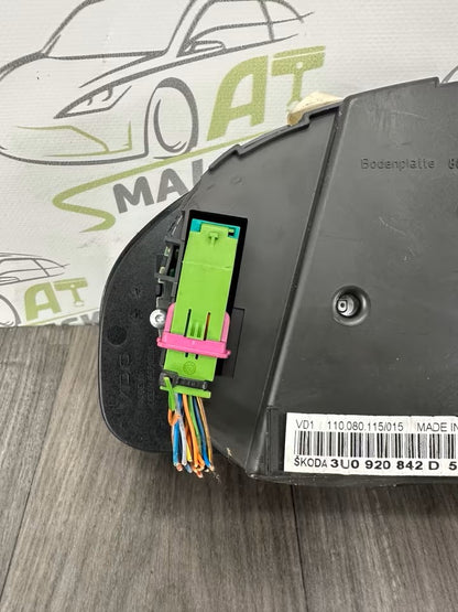 3U0920842D Speedometer instrument cluster Skoda Superb 2.0 Tdi BSS 188000