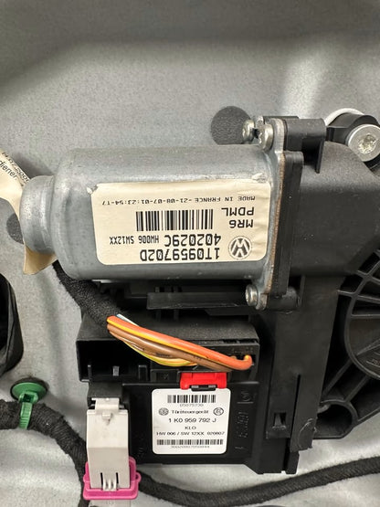 Türe Tür Vorne Rechts Vw Touran 1T Modell Farbe LA7W Silber