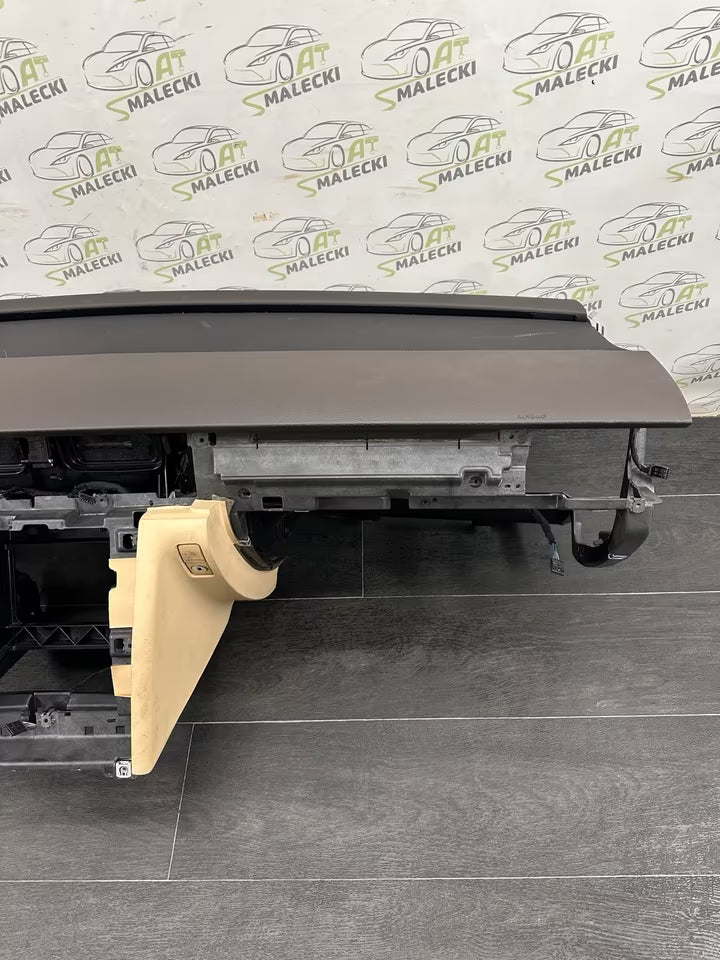 Armaturenbrett Cockpit Dashboard Vw Phaeton 3D Modell