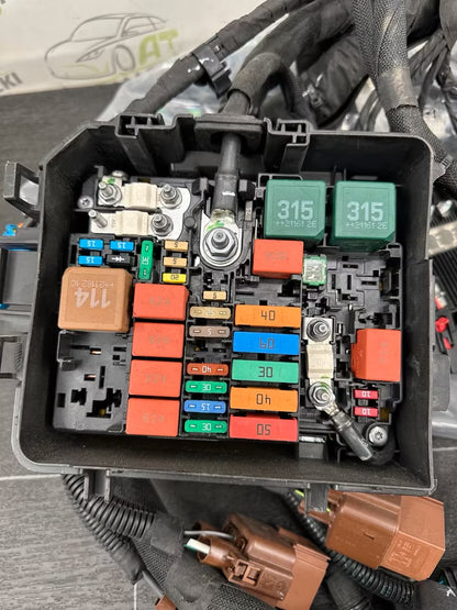 Neue Kabelbaum inkl Sicherungskasten Renault Citroen Peugeot Mod