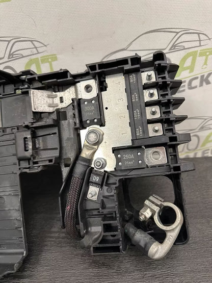 13491092 Batteriespannungverteiler Sicherungskasten Opel Corsa E