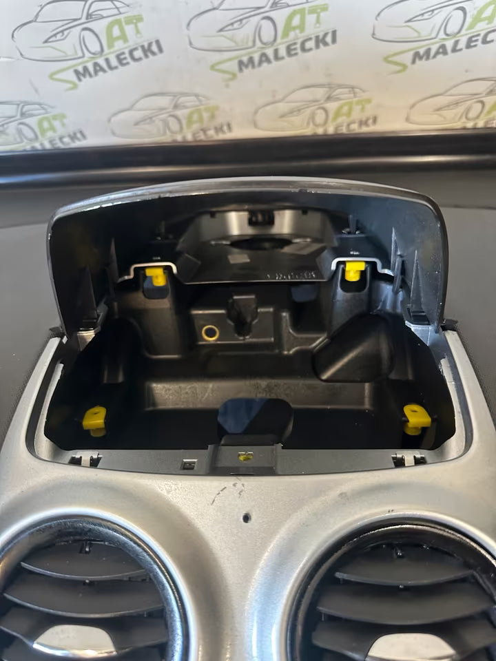 Armaturenbrett Cockpit für Opel Corsa D 13184061