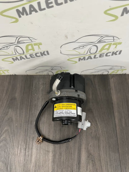 PSA Peugeot Citroen Mitsubishi vacuum pump 166957880 4641A068