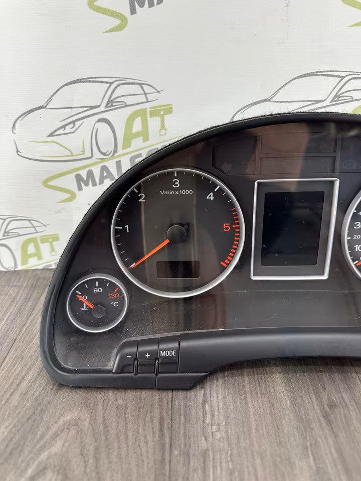 8E0920901H Speedometer instrument cluster Audi A4 B7 8E 1.9 Tdi 2004 year of manufacture