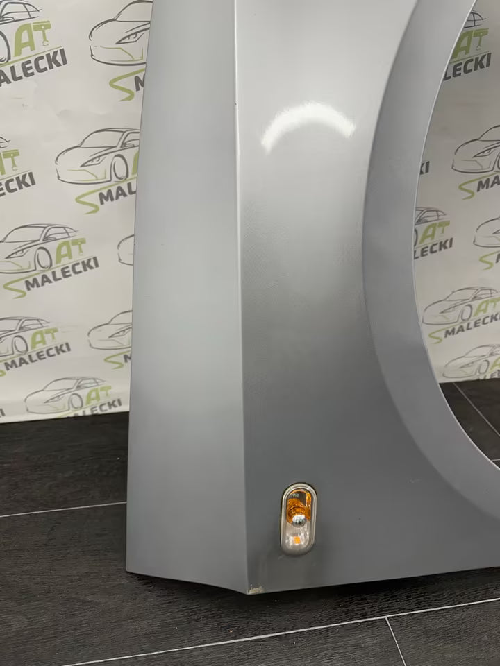 Kotflügel Rechts Seat Ibiza 6J Modell Farbe LX7W Silber