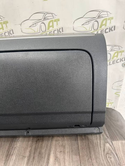 1K1857290E Handschuhfach Ablagefach VW Golf VI 6