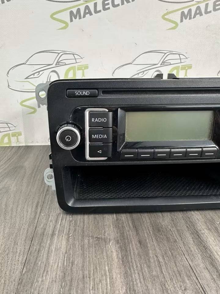 RCD210 MP3 Radio Cd Autoradio Vw Golf Passat Touran Eos 1K0035156