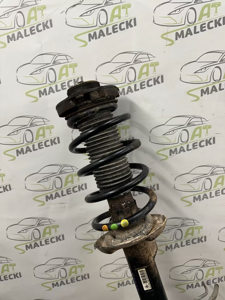 Achsschenkel Radnabe Federbein Links Vw Passat 3C 2005-2010 Bj