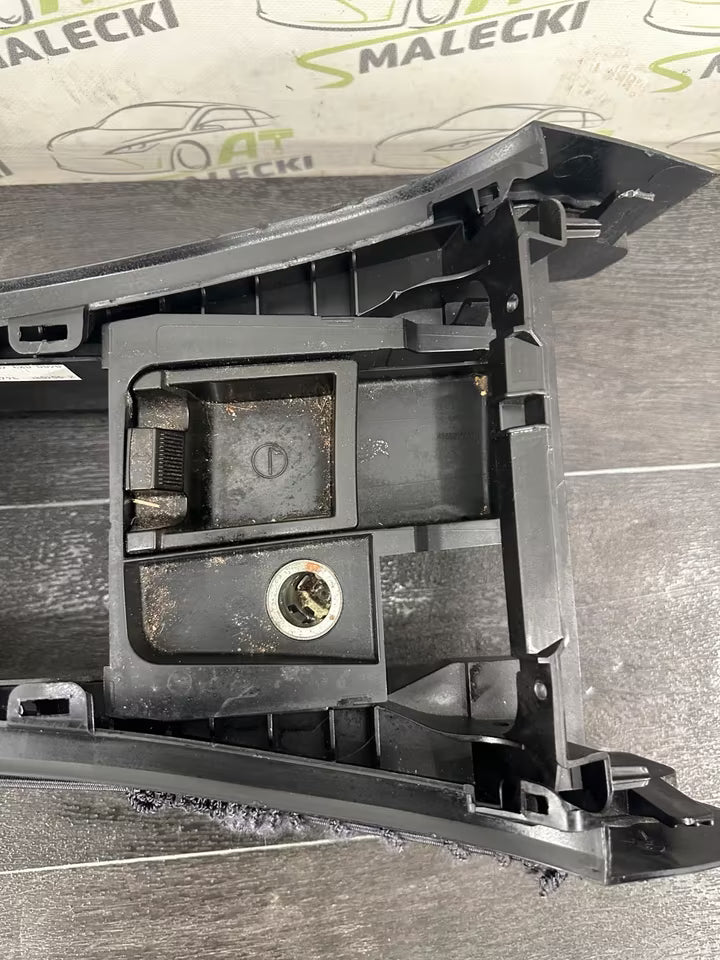 A1696800050 Mittelkonsole Mercedes Benz W245 B-Klasse