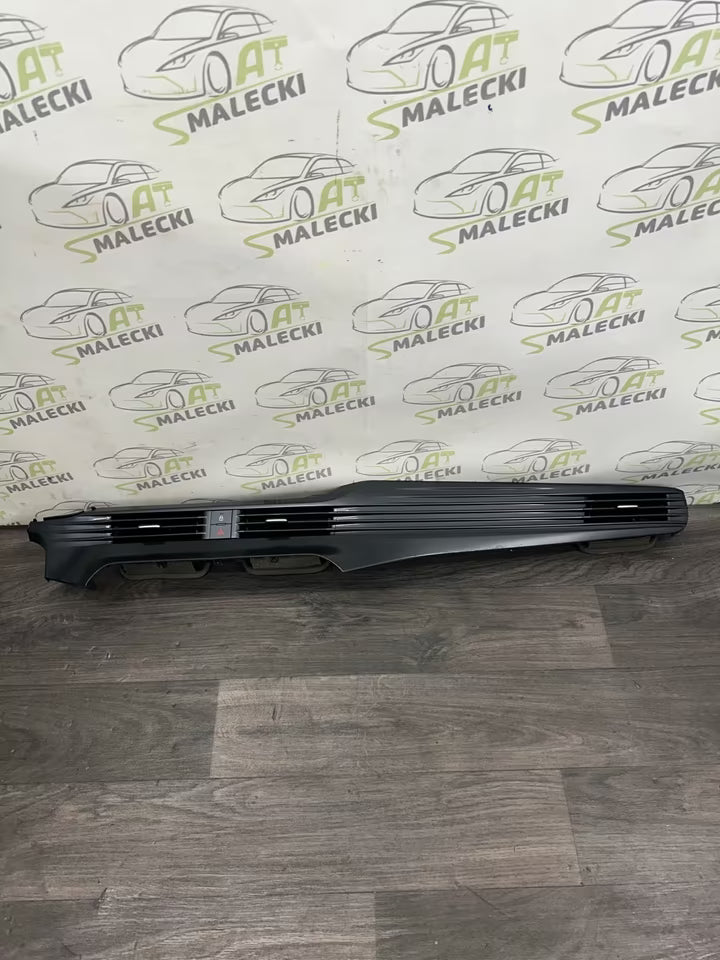 84795-Q0000 Armaturenbrett Mittelleiste Für Hyundai Bayon