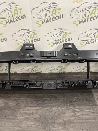 4KE807683B Frontstoßstangen-Mittelgrill für Audi E-Tron