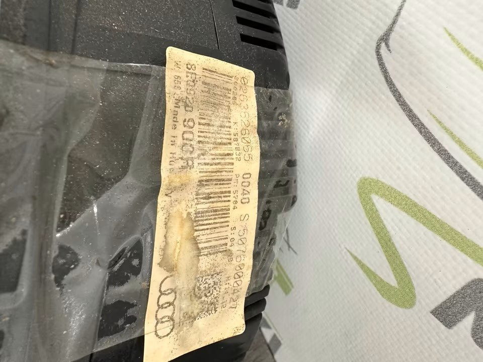 8E0920900R Speedometer instrument cluster Audi A4 B7 8E 8H 2.0 Diesel