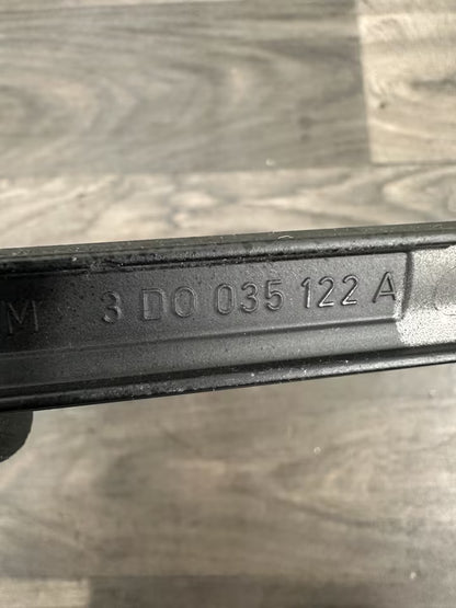 3D0035122A Verkleidung Radioschacht VW Phaeton 3D