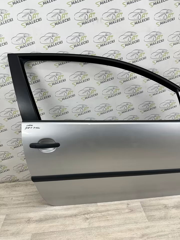 Türe Tür Rechts Vw Golf V 5 1K Modell 3-Tür Farbe LA7W Silber