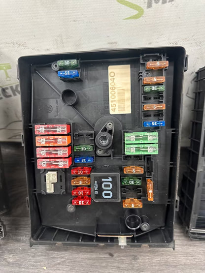 1K0937125A Sicherungskasten + Gehäuse für VW Golf V