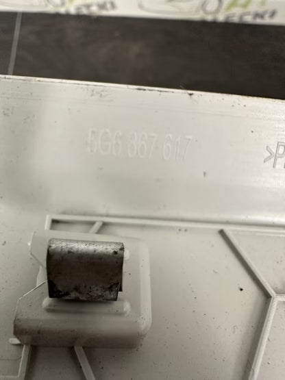 5G6867617 Verkleidung für VW Golf VII Modelle