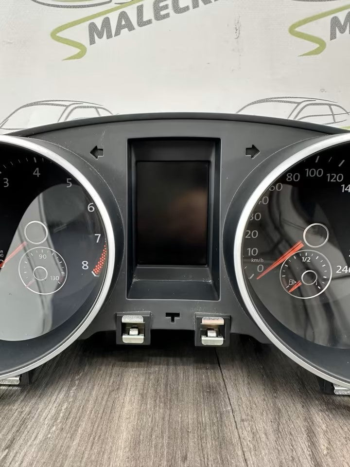 5K0920871 speedometer instrument cluster VW Golf VI 6 5K 1.4 TSI 122 hp