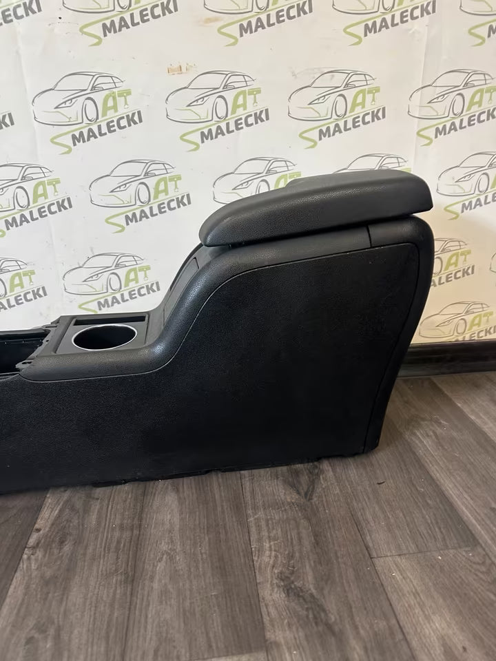 A1698311046 Mittelkonsole für Mercedes W245 Modelle