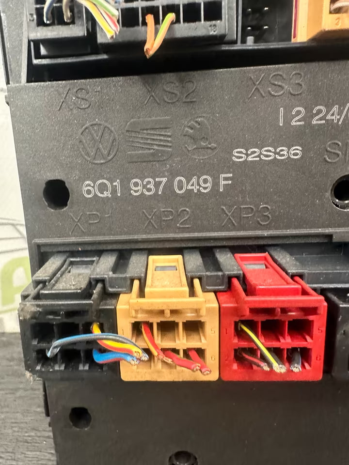 6Q1937049F Bordnetzsteuergerät BCM VW SEAT SKODA ROOMSTER Modell