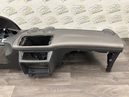 Armaturenbrett Cockpit Dashboard Seat Ibiza 6J Modell 2012