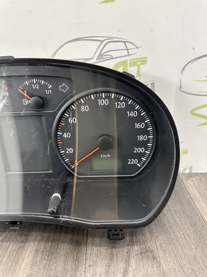 6Q0920823C speedometer instrument cluster VW Polo 9N 9N3 Diesel