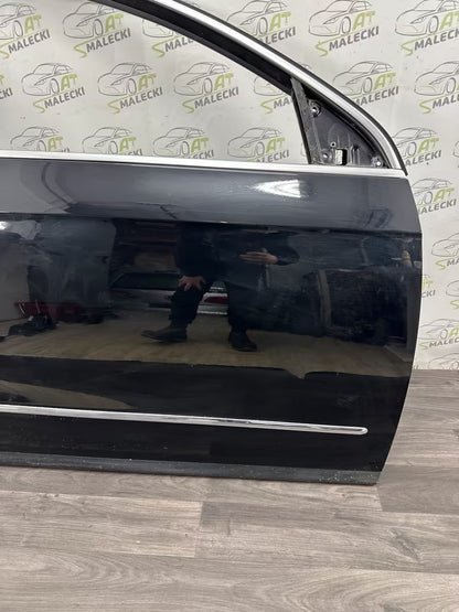 Türe Tür Vorne Rechts Vw Passat 3C B6 Modell Farbe LC9X schwarz