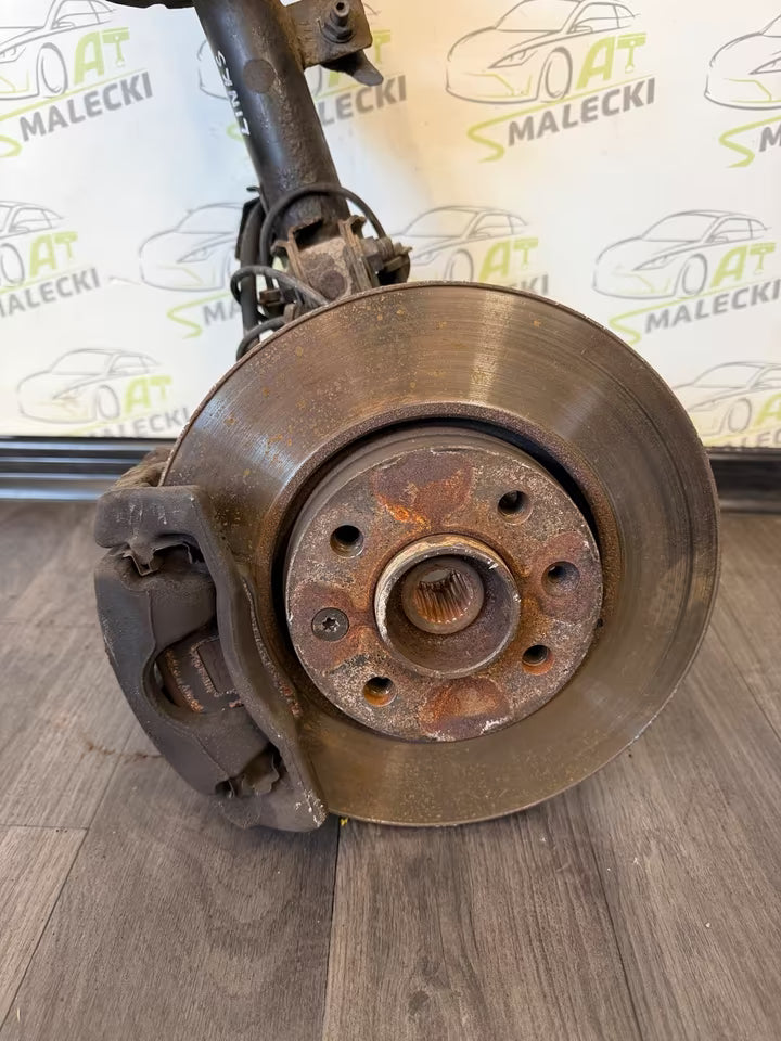 Achsschenkel Radnabe Federbein Links Nissan Note E11 Modell 2011
