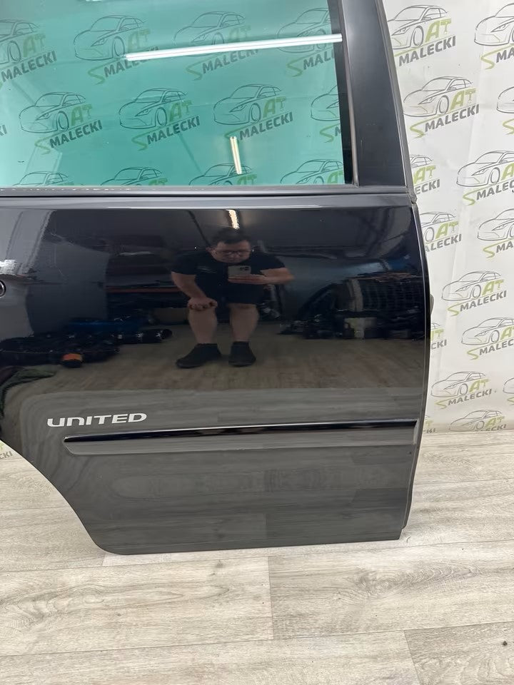 Türe Tür Hinten Rechts Vw Polo 9N 9N3 Modelle Farbe LC9Z Schwarz