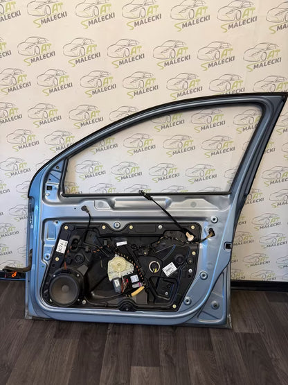 Türe Tür Vorne rechts VW Golf VI 6 5K 08-12Bj. Farbe LA5Q