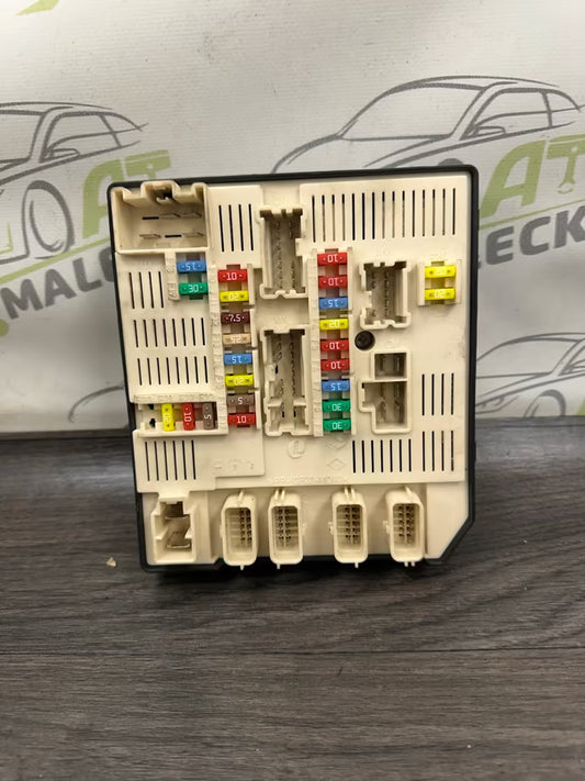 284B65904R Sicherungskasten für Renault Megane III RS