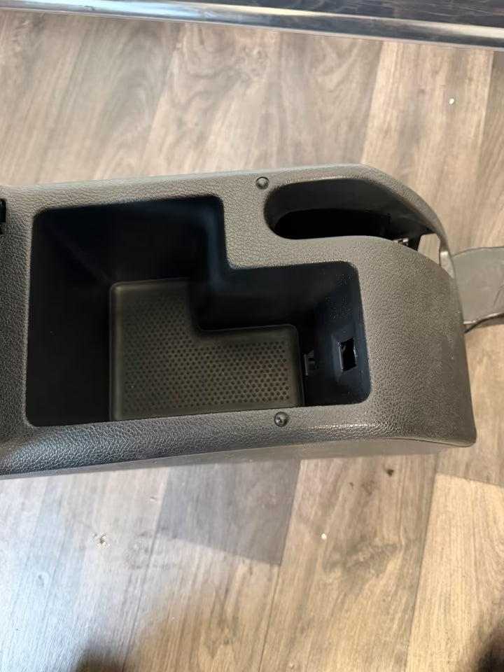 Mittelarmlehne Armlehne VW Golf VI 6 5K original