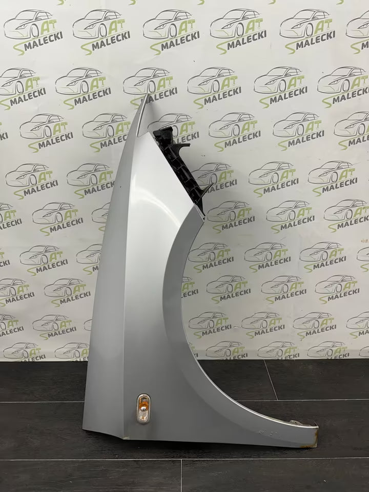 Kotflügel Rechts Seat Ibiza 6J Modell Farbe LX7W Silber