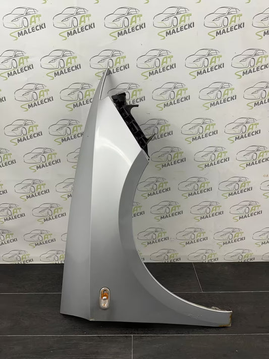 Kotflügel Rechts Seat Ibiza 6J Modell Farbe LX7W Silber