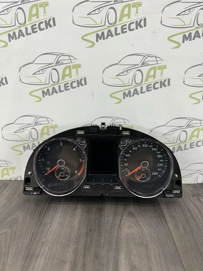 3C8920870A speedometer instrument cluster VW Passat CC 2.0 TDI 120000km
