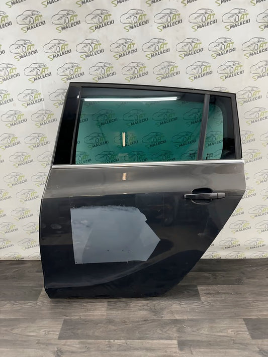 Tür Türe Hinten Links Opel Zafira C Farbe Z190 zum lackieren