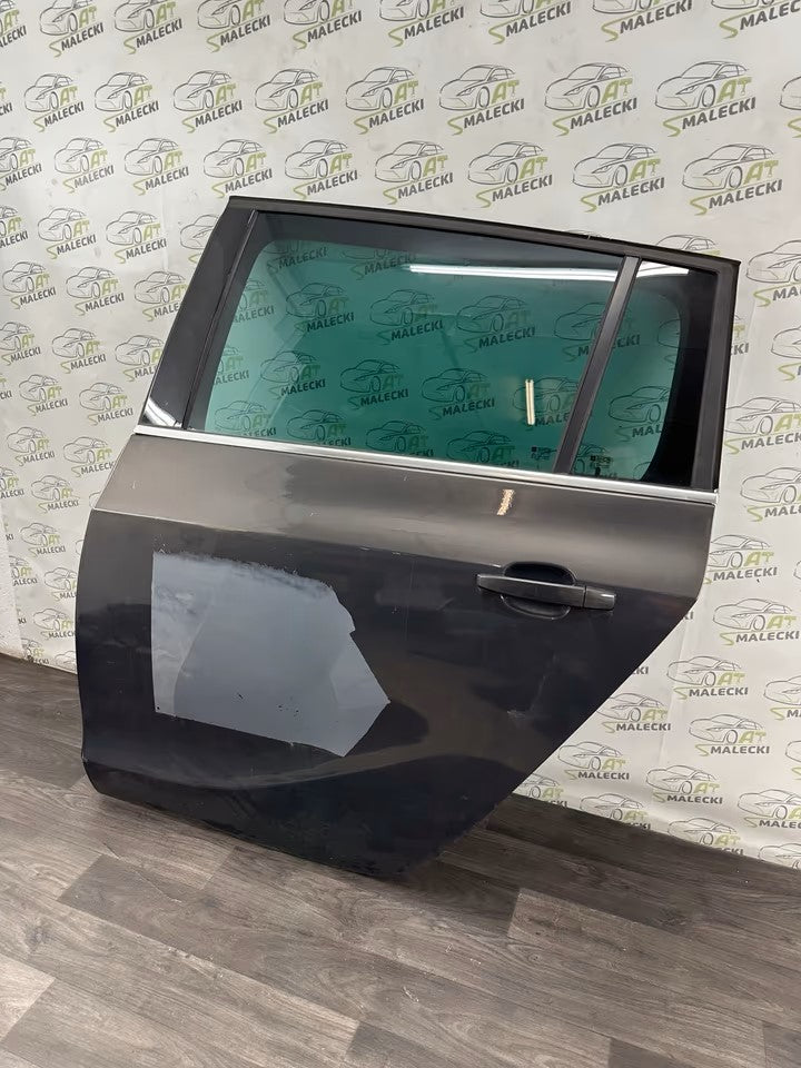 Tür Türe Hinten Links Opel Zafira C Farbe Z190 zum lackieren
