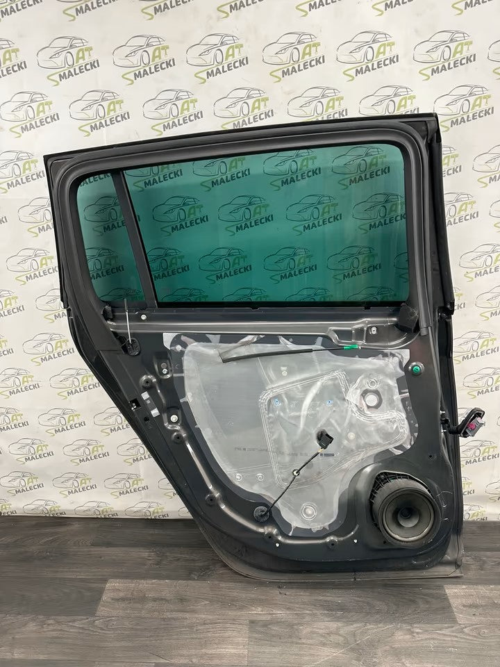 Tür Türe Hinten Links Opel Zafira C Farbe Z190 zum lackieren