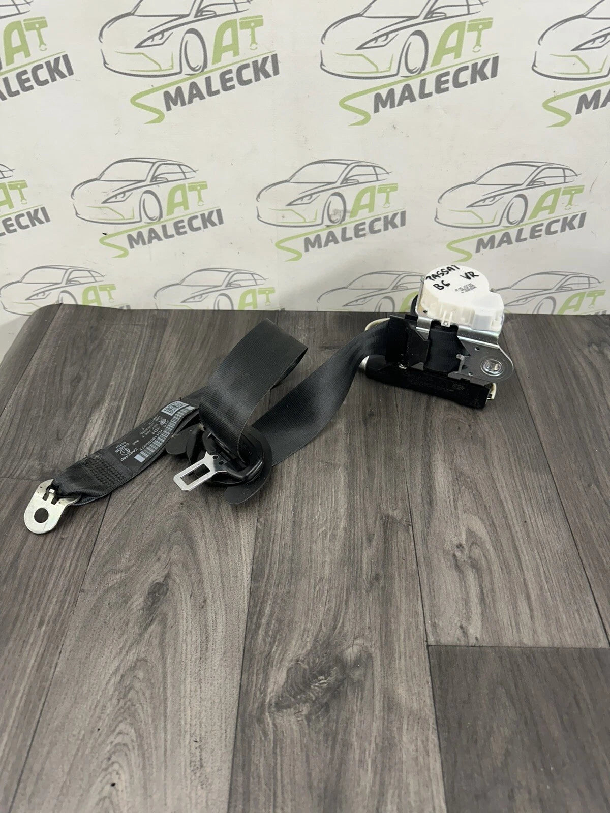 3C1857706F Seat Belt Front Right VW Passat 3C 34032207A