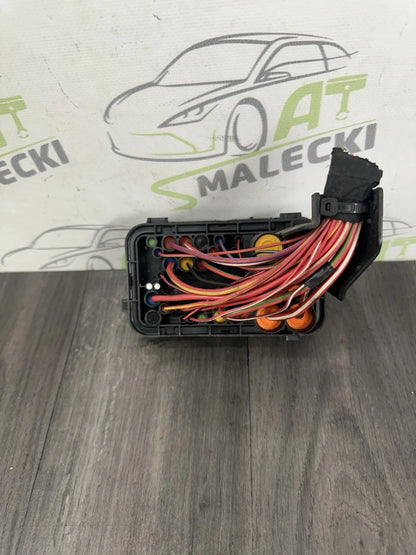 1K0937700B Sicherungskasten Steckverbindung VW Passat 3C