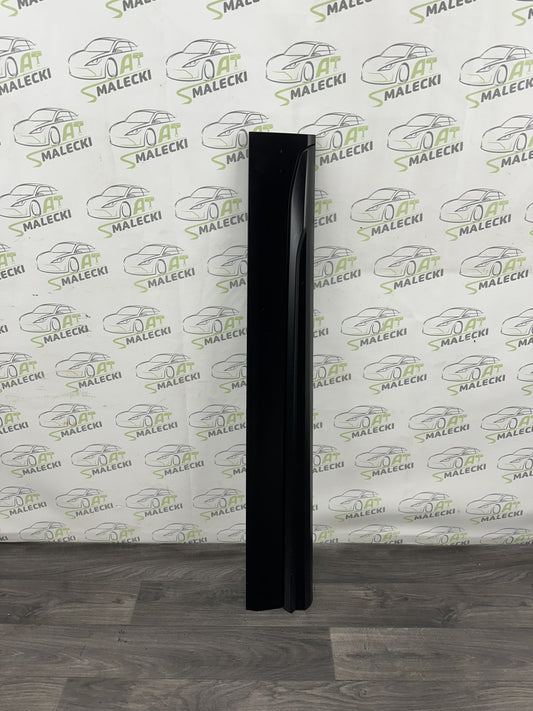 6305817
