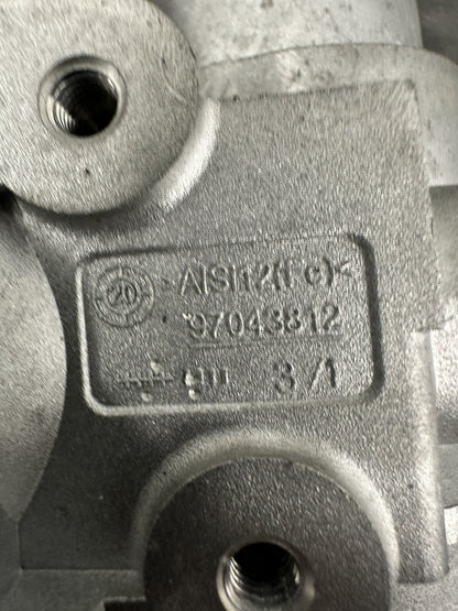 6305492